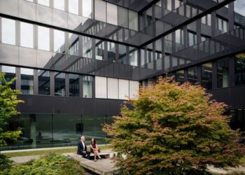 A Step-by-Step Guide to Obtaining a New Policy with Munich-American Hldg Corp